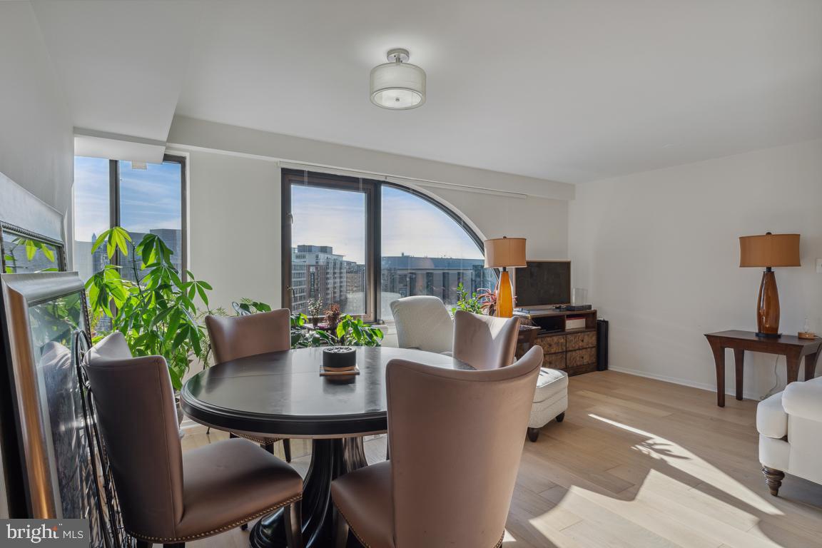 3 Washington Circle NW Unit: 1002