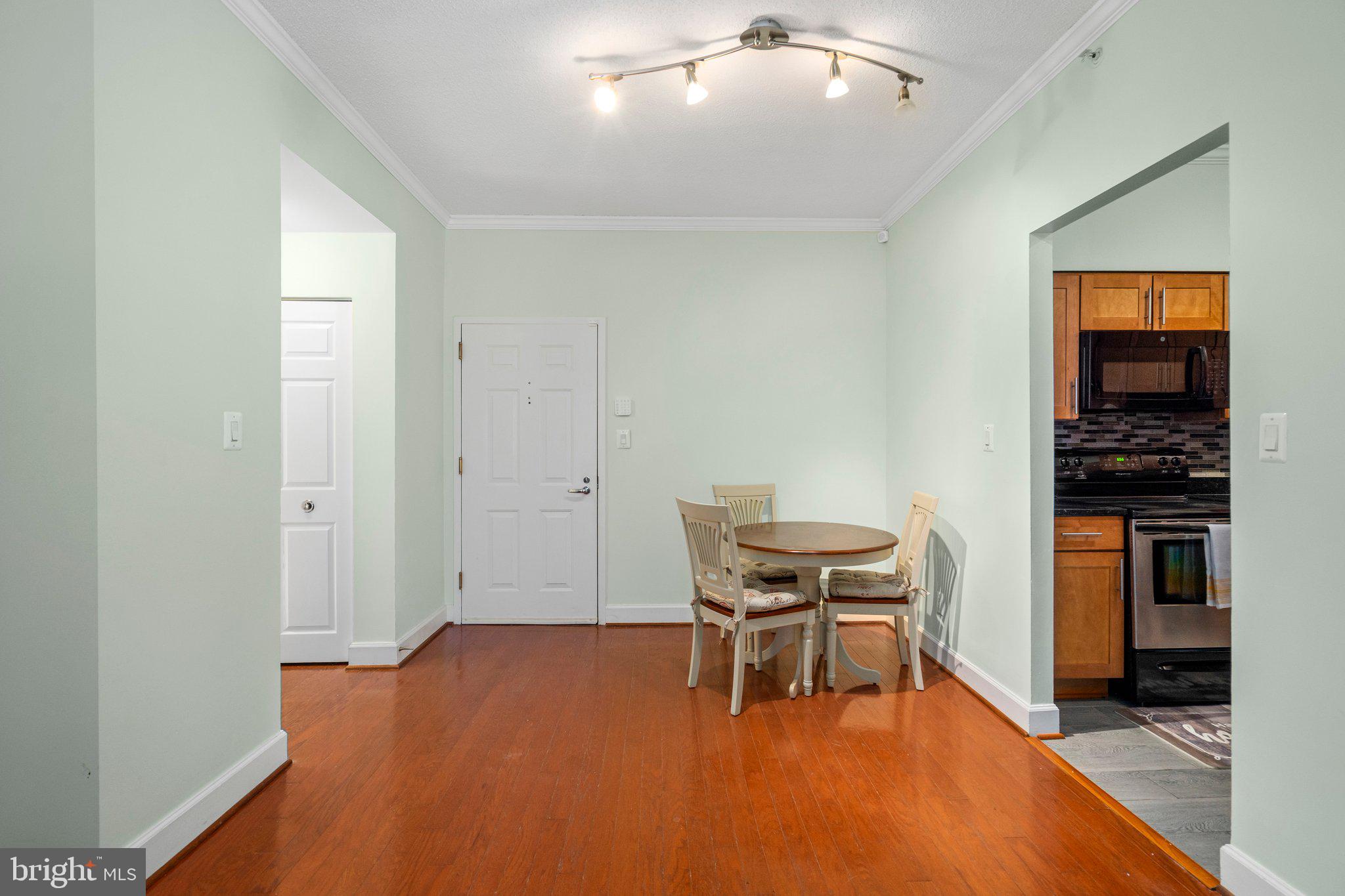 3401 38TH STREET NW Unit: 121