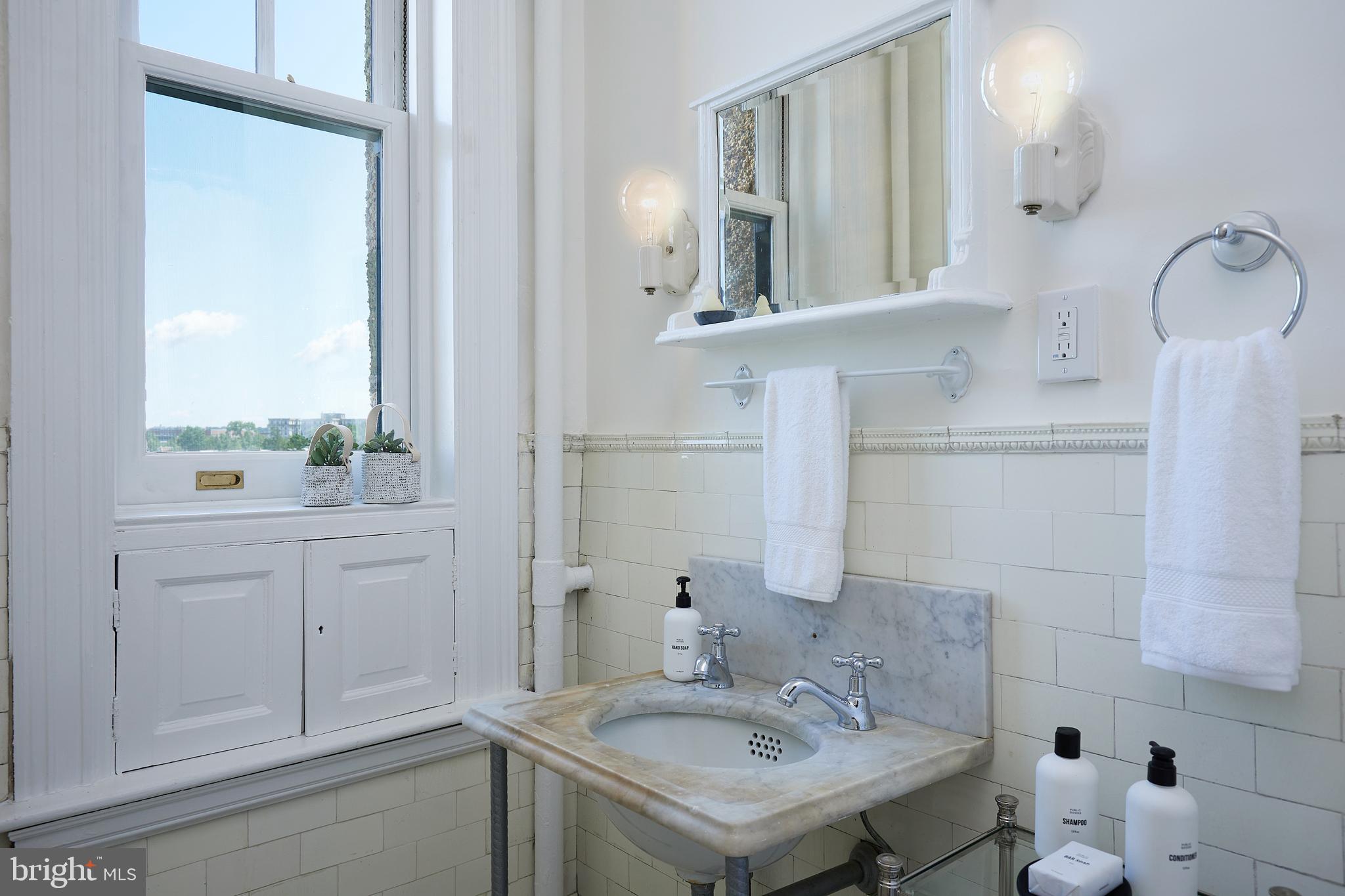 2853 Ontario Road NW Unit: 507