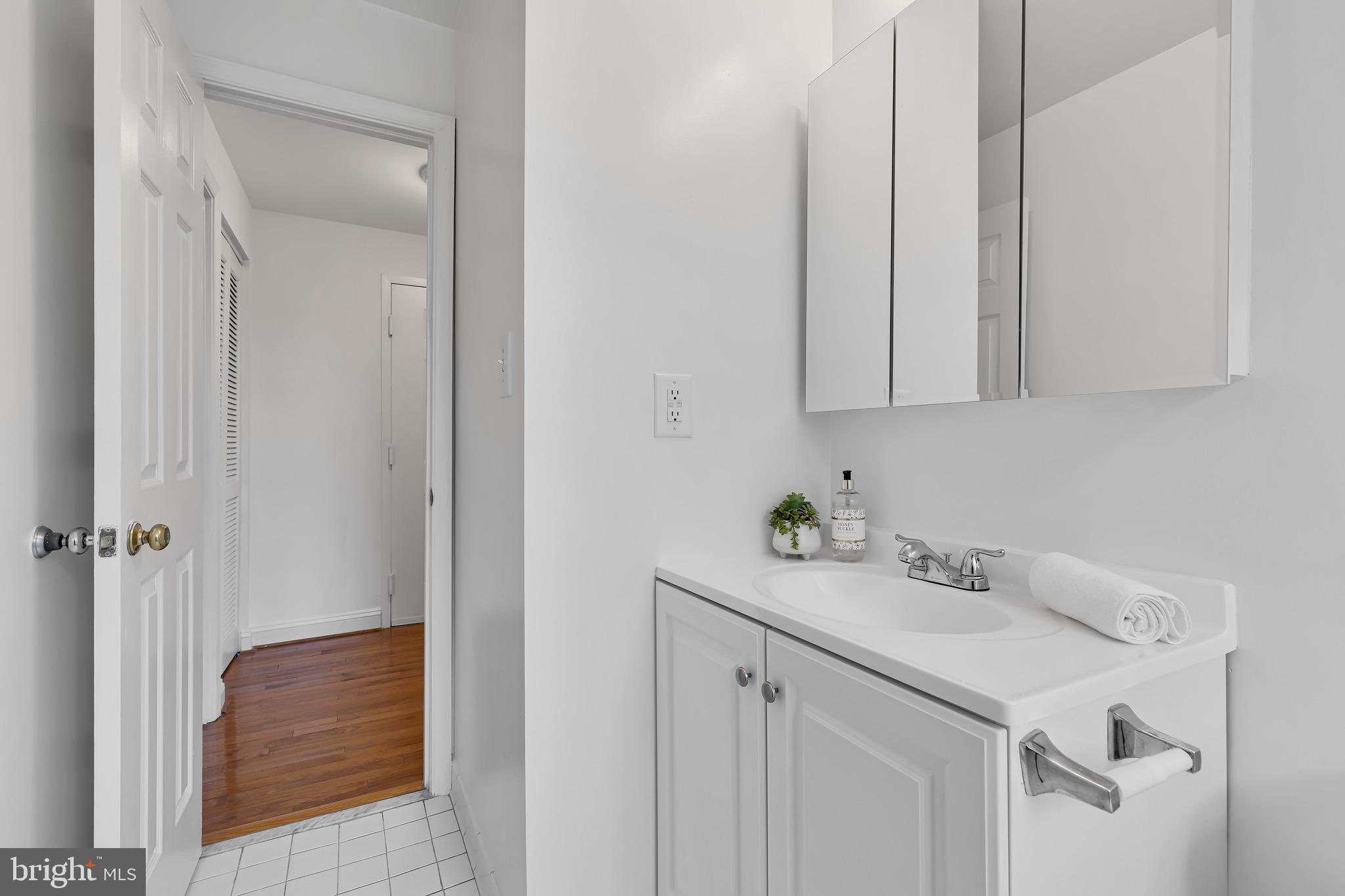 1621 T Street NW Unit: 203