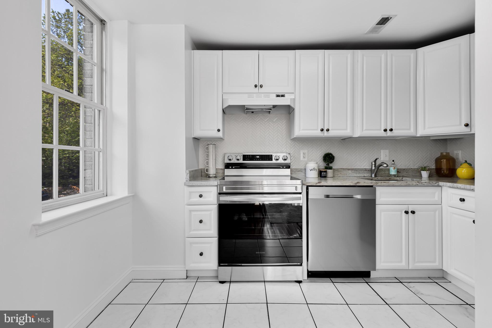 1621 T Street NW Unit: 203