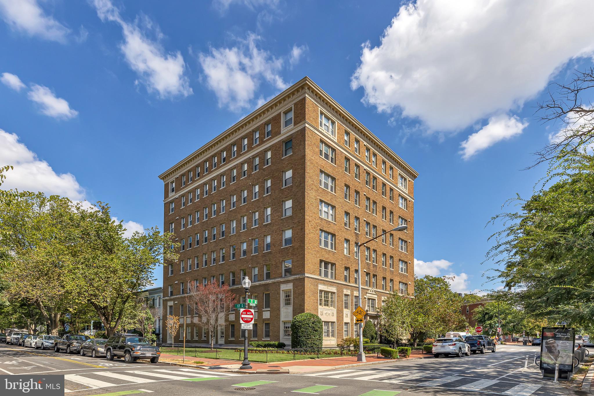 1621 T Street NW Unit: 203