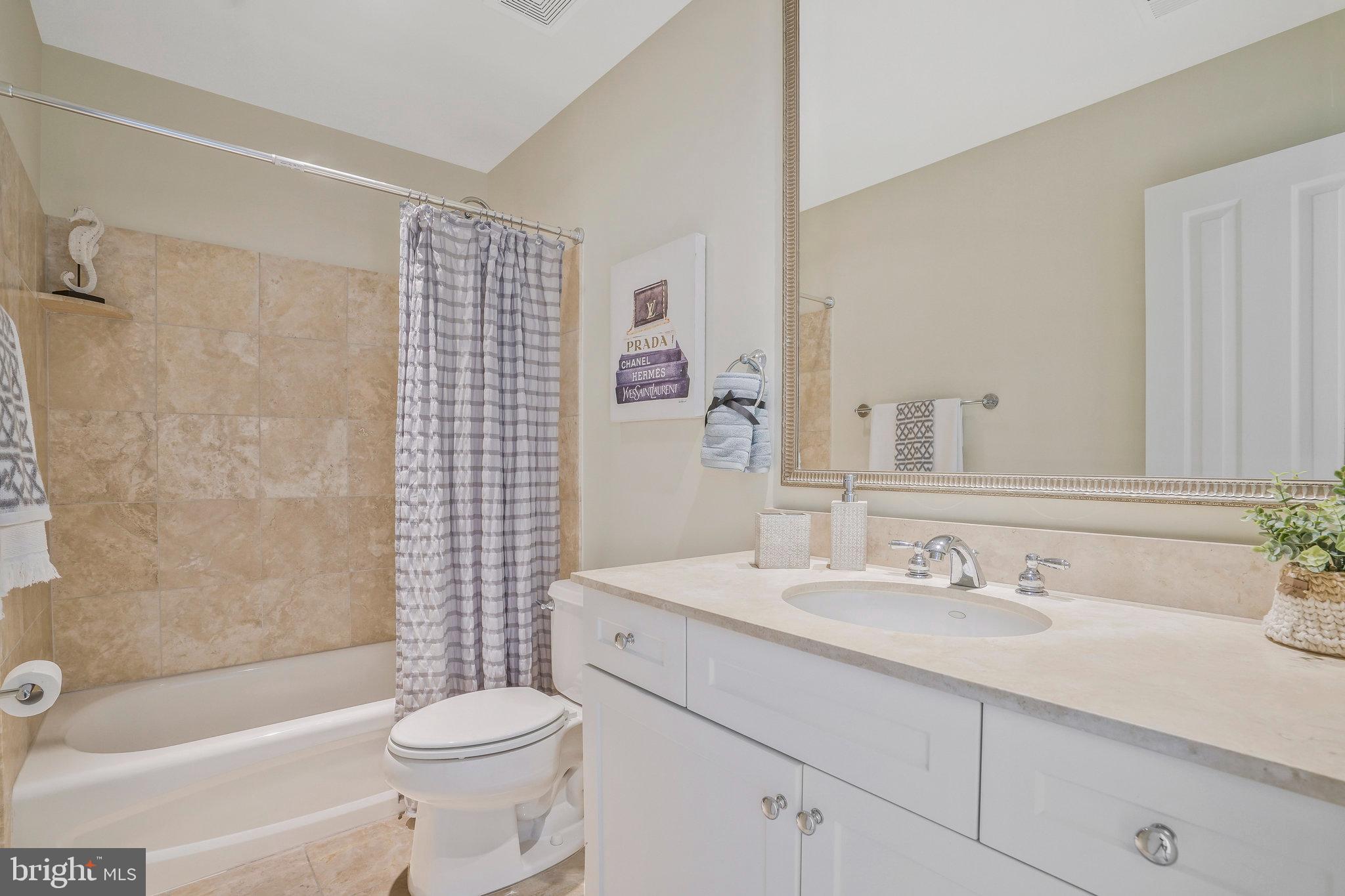 1520 O Street NW Unit: 305