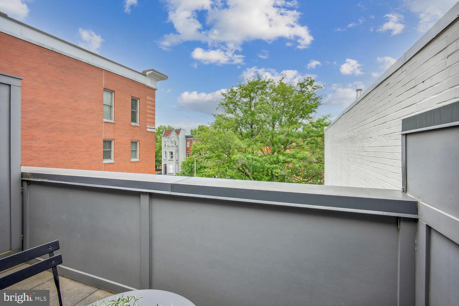 1431 11th St NW #301