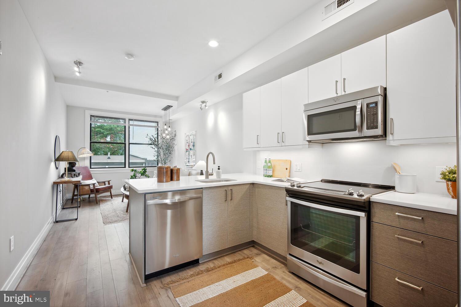 1431 11th St NW #301