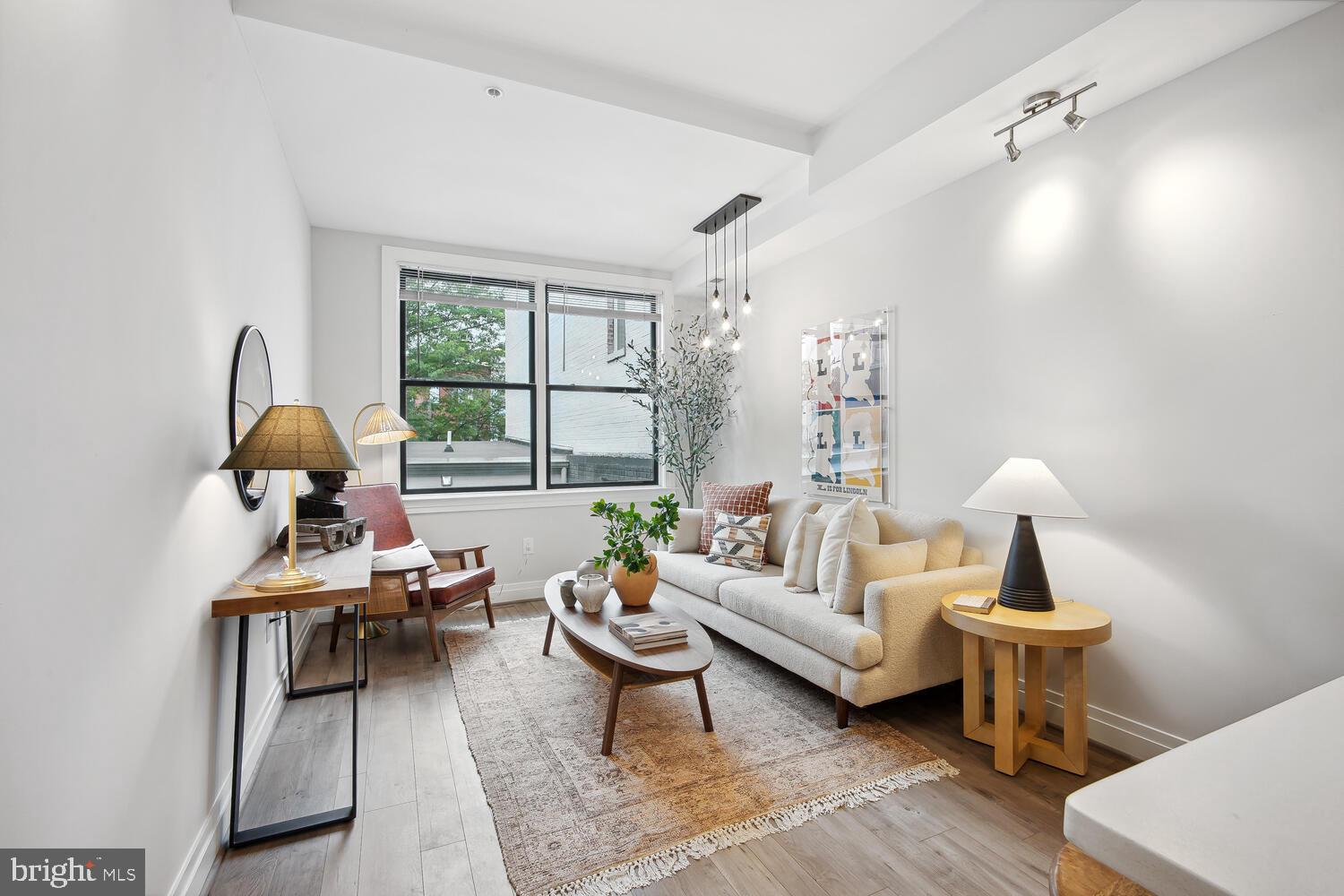 1431 11th St NW #301