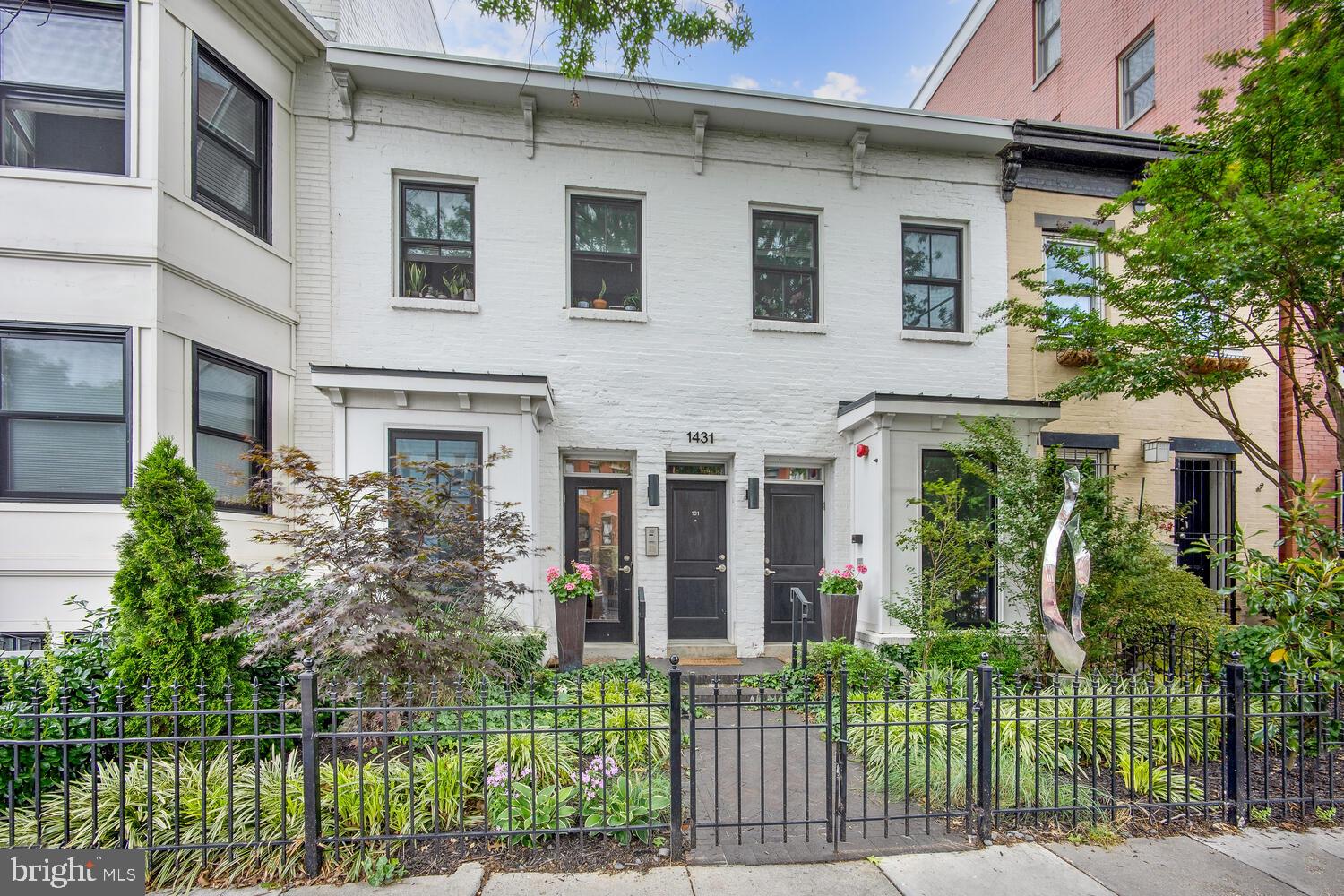 1431 11th St NW #301