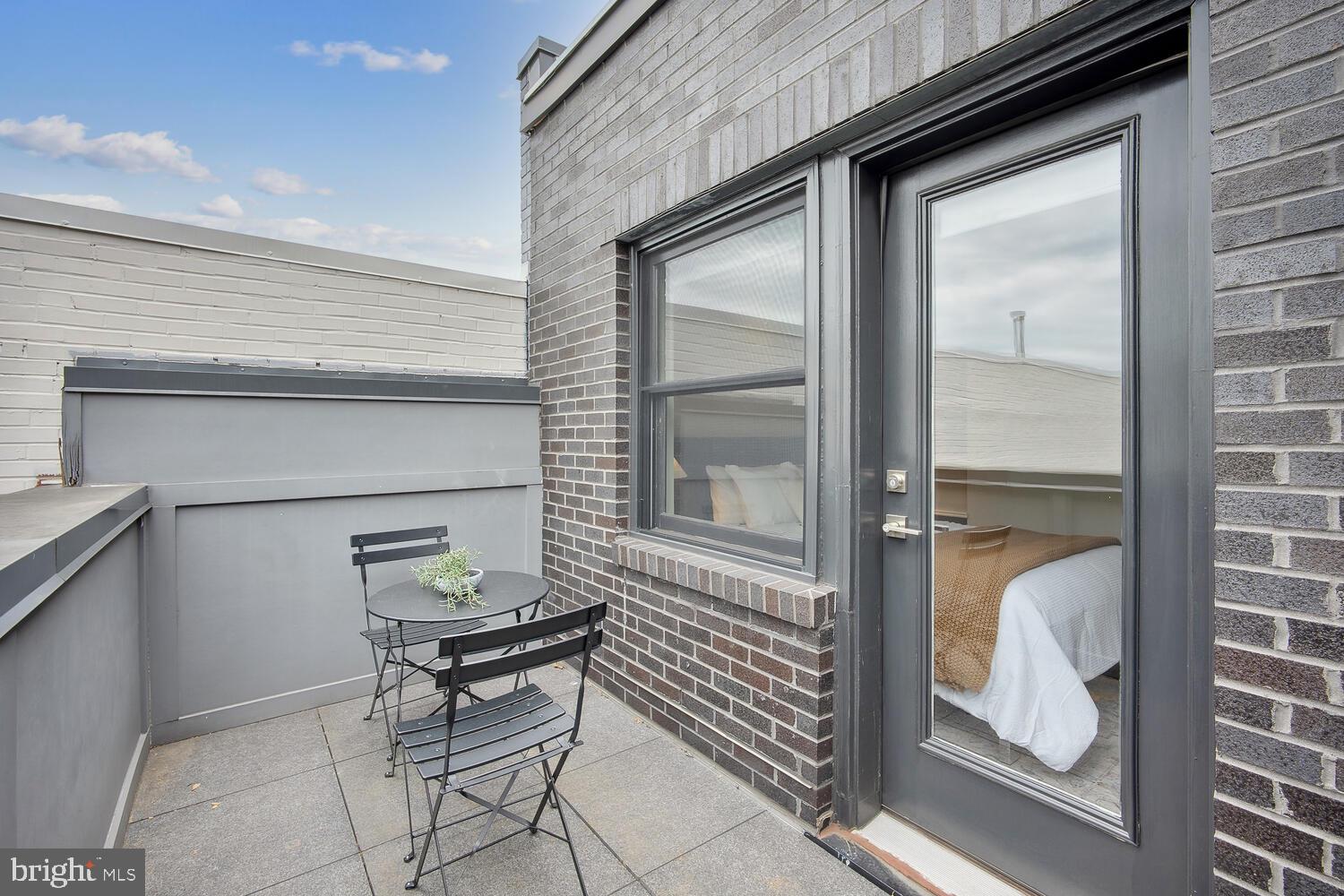 1431 11th St NW #301