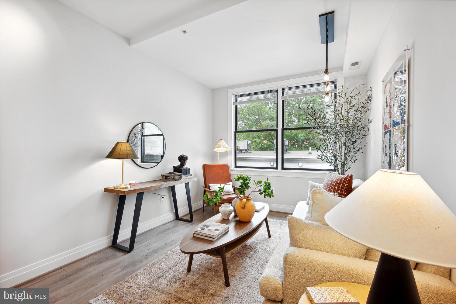 1431 11th St NW #301