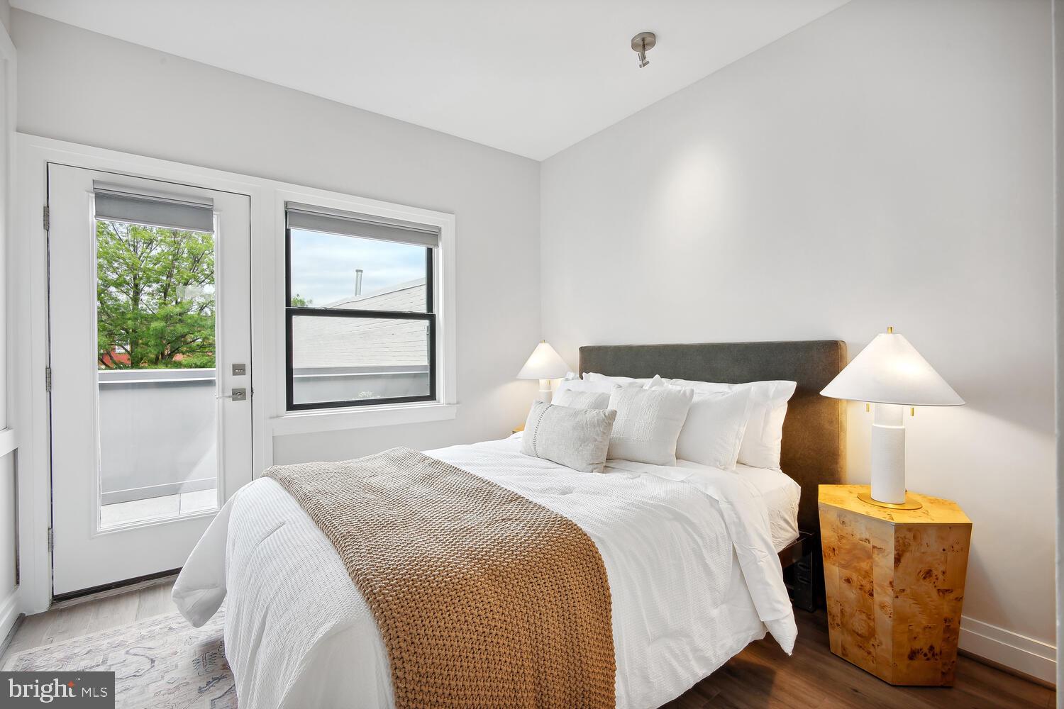 1431 11th St NW #301