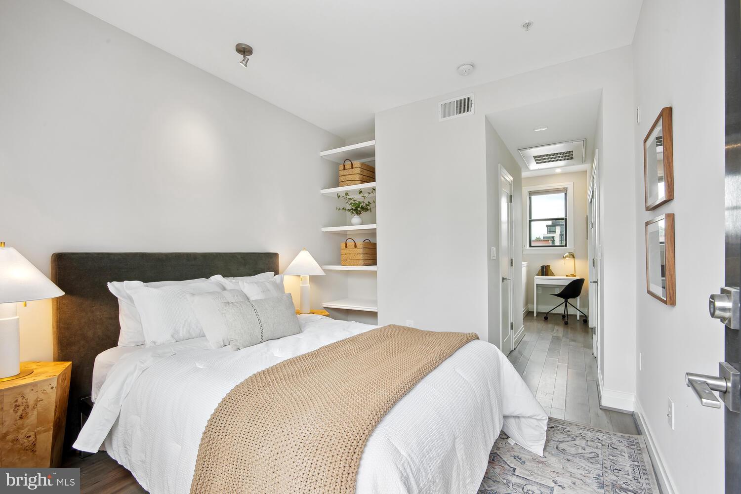 1431 11th St NW #301