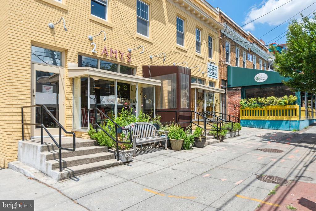 3901 Cathedral Ave NW #311