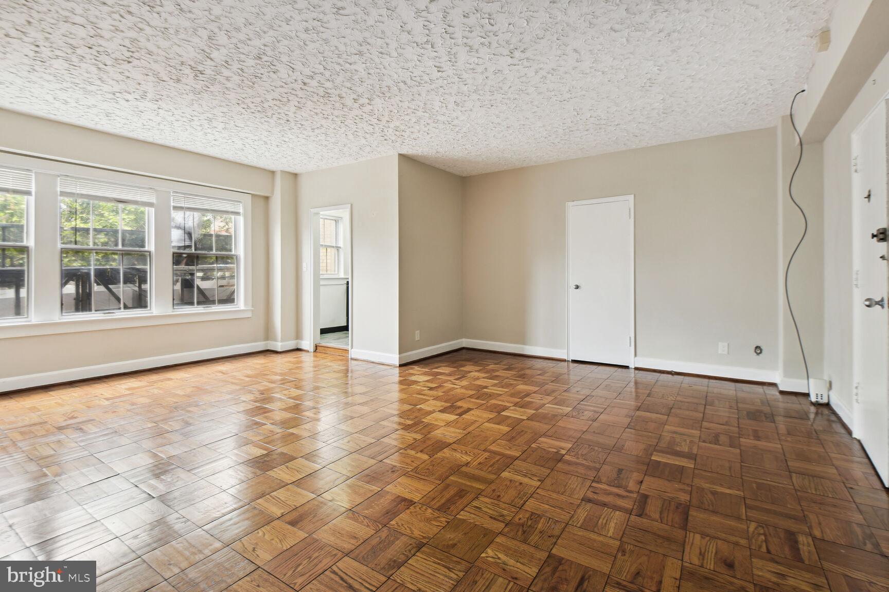 3901 Cathedral Ave NW #311