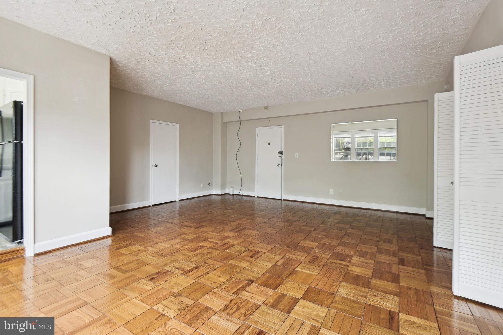 3901 Cathedral Ave NW #311