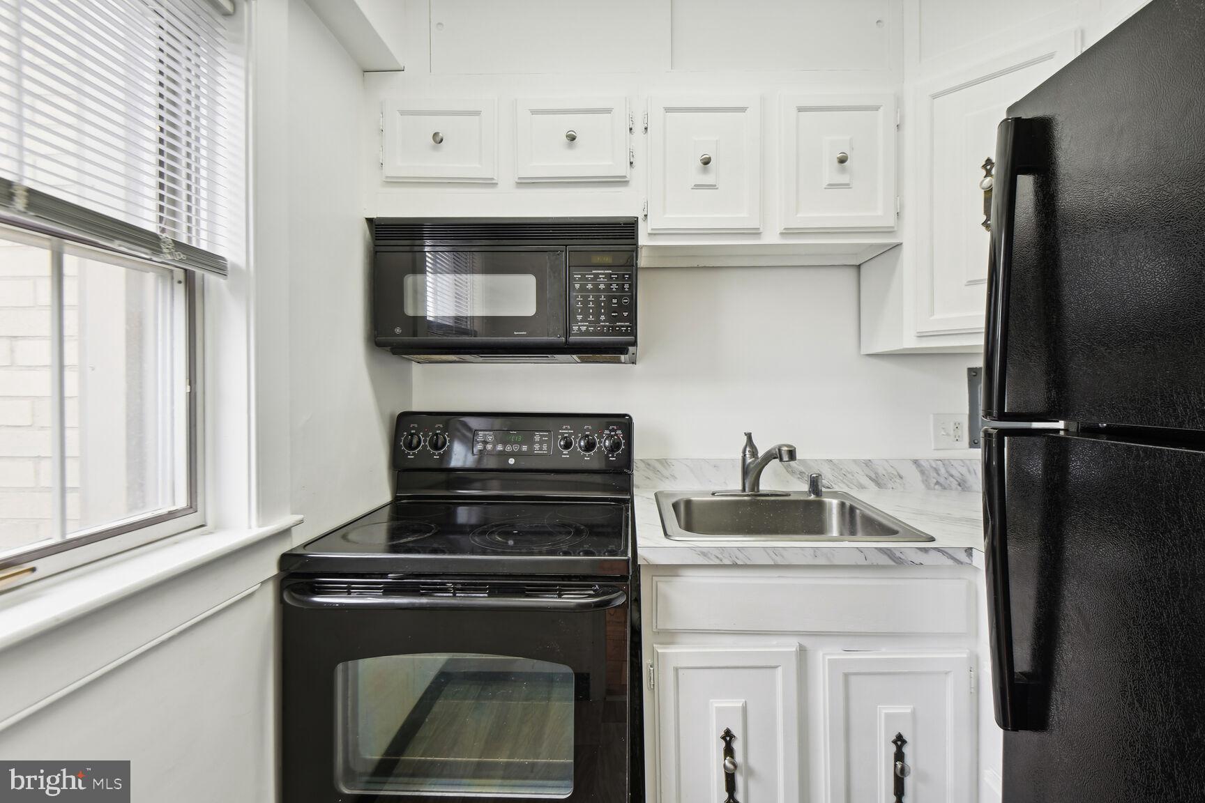 3901 Cathedral Ave NW #311