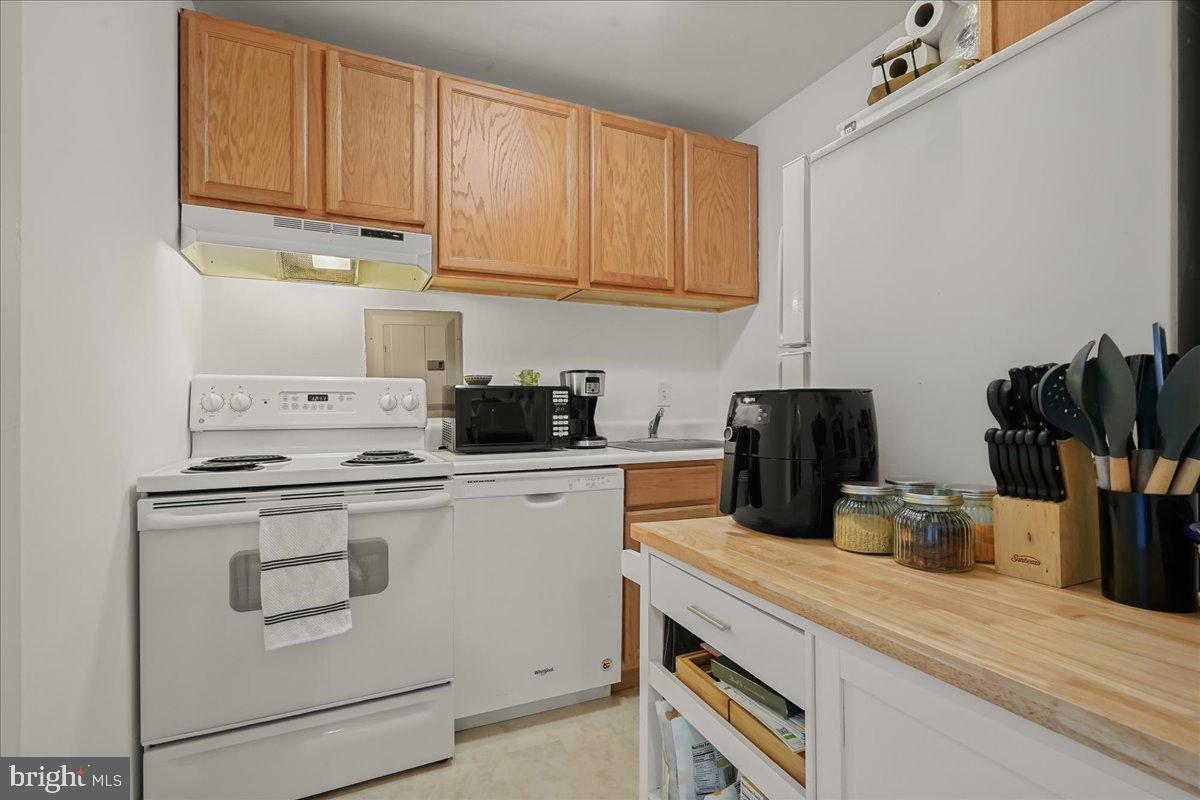 1435 4TH ST SW #B801