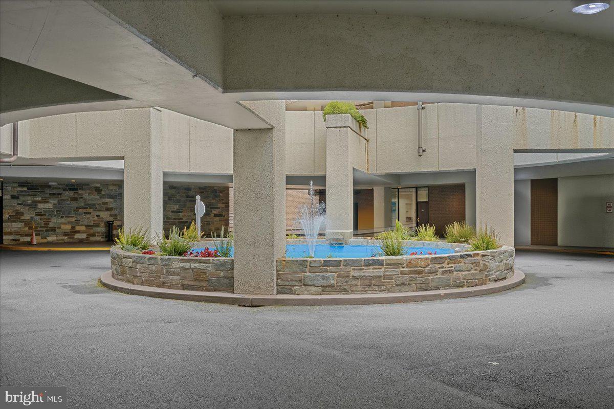 1435 4TH ST SW #B801