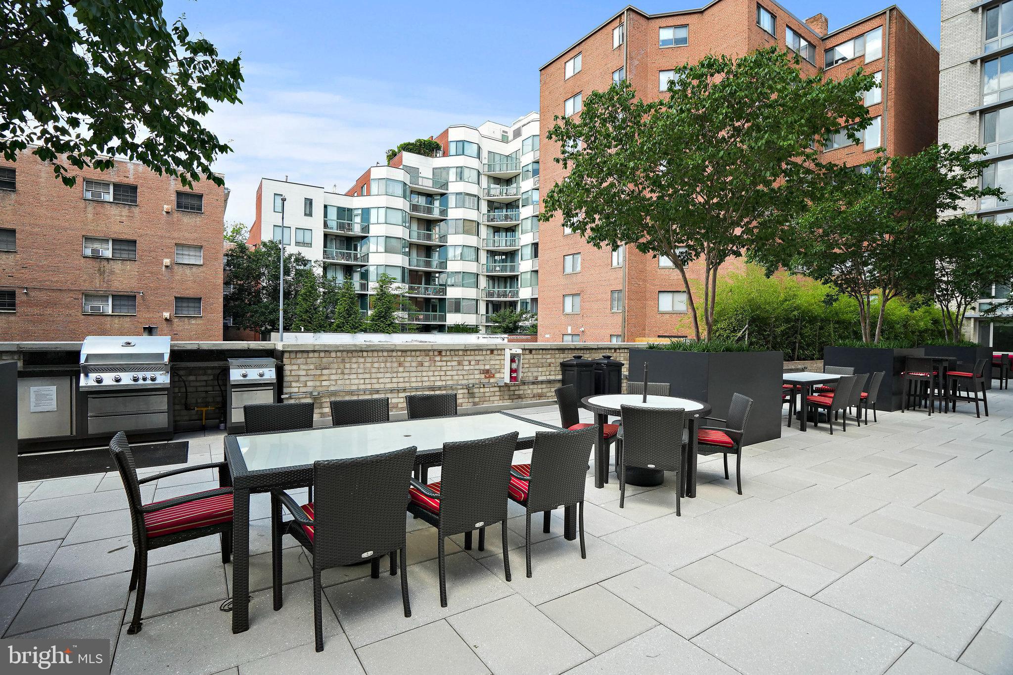 950 25th St NW #1027-N