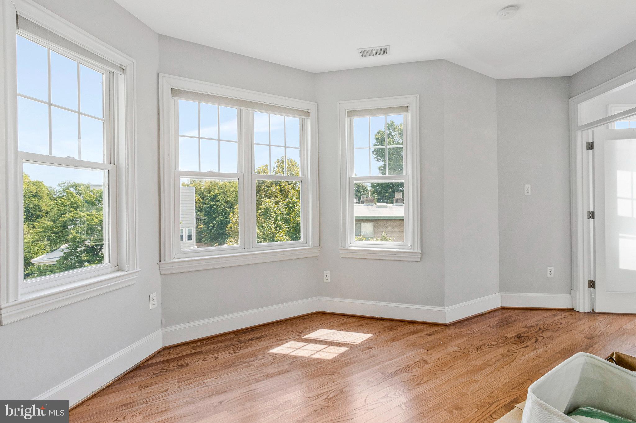 265 KENTUCKY AVE SE