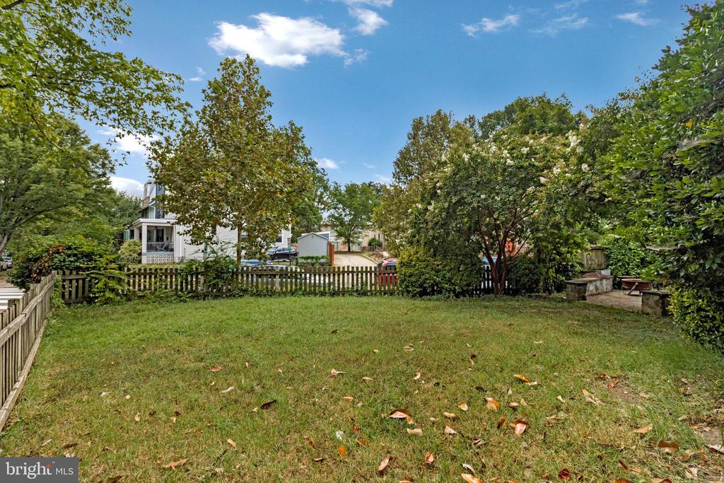 265 KENTUCKY AVE SE