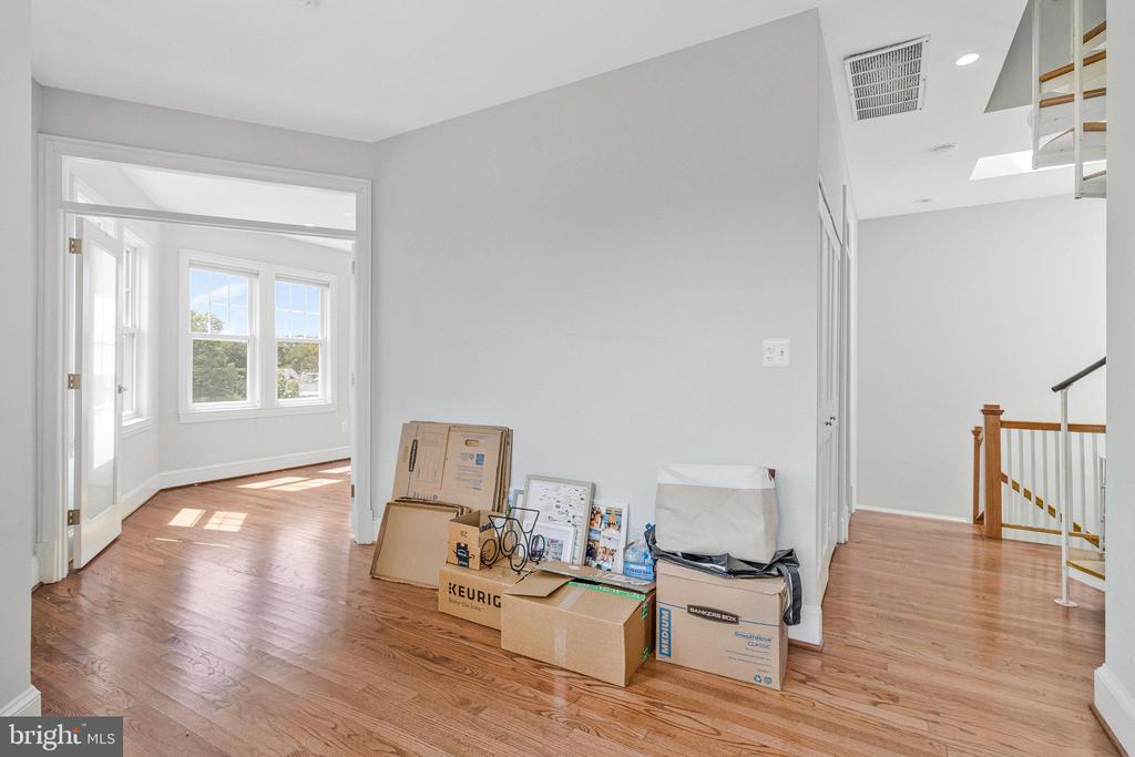 265 KENTUCKY AVE SE