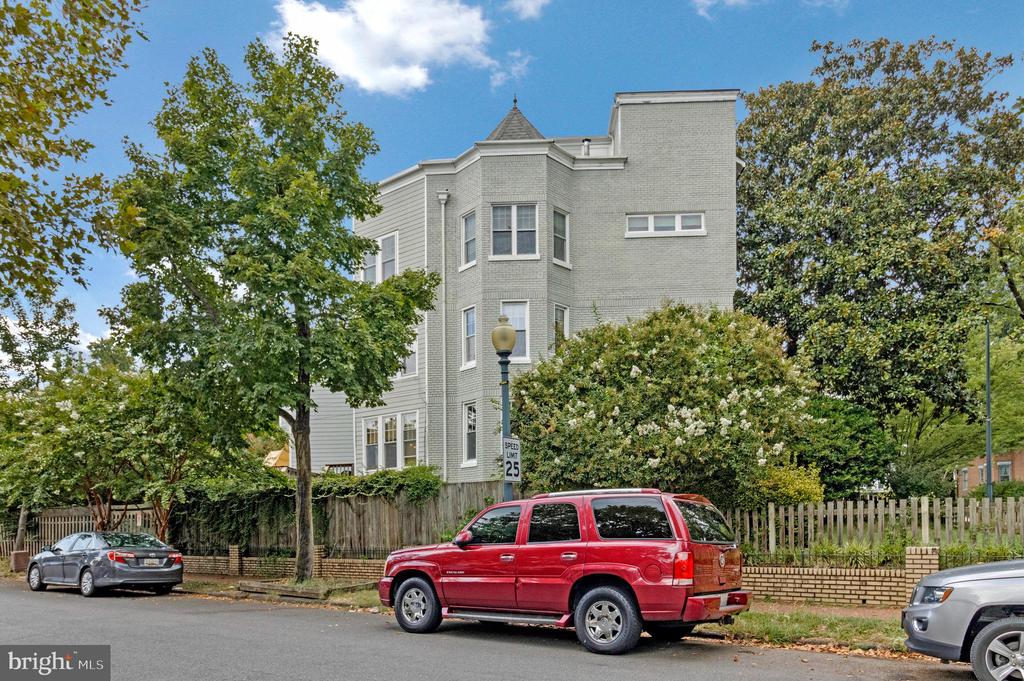 265 KENTUCKY AVE SE
