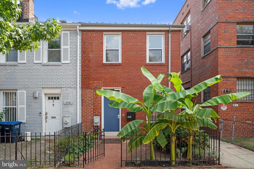 458 N STREET NW