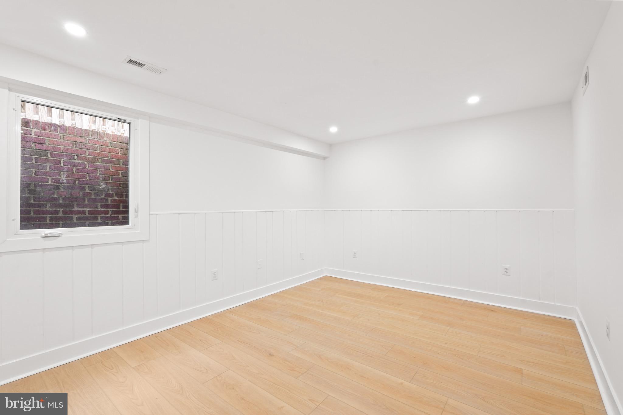 7047 WYNDALE STREET NW