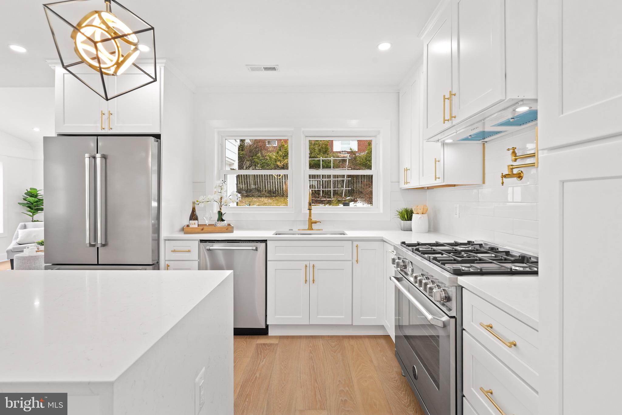 7047 WYNDALE STREET NW