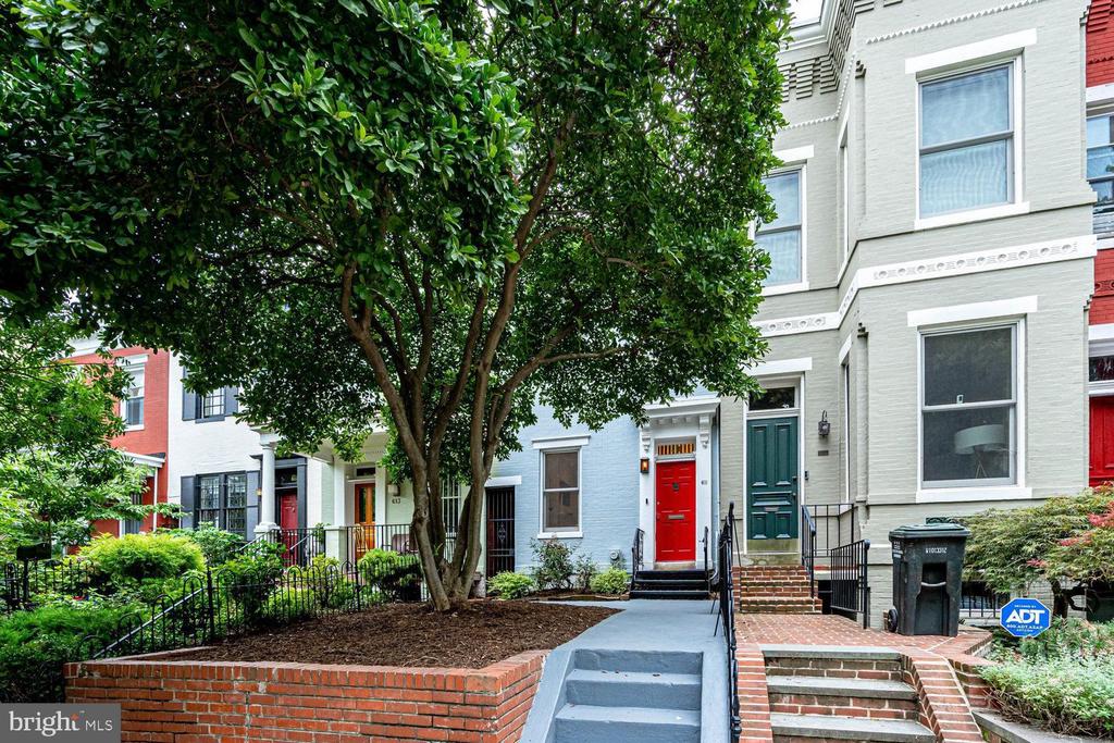 611 G STREET SE