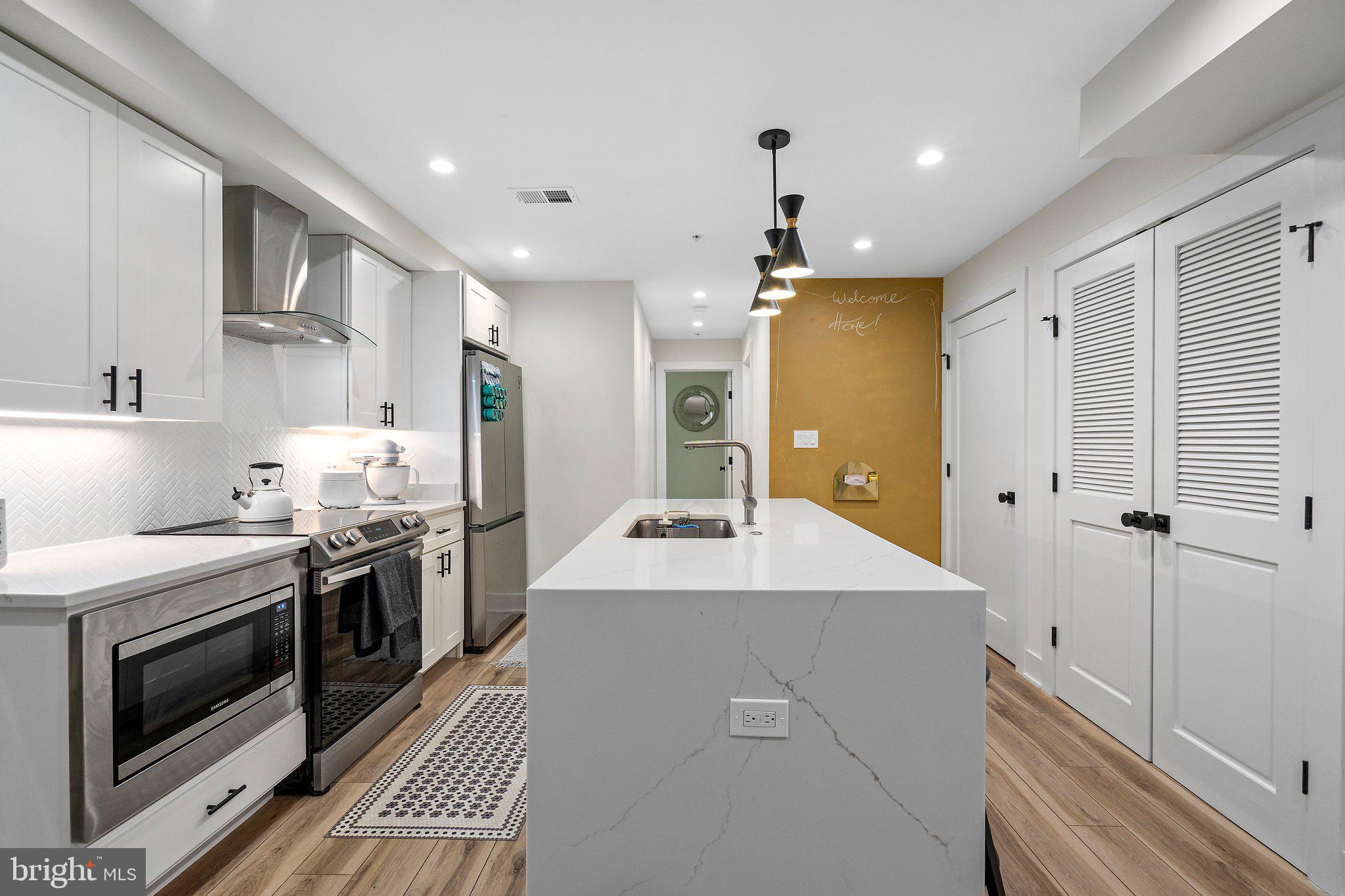1110 6TH STREET NW 1