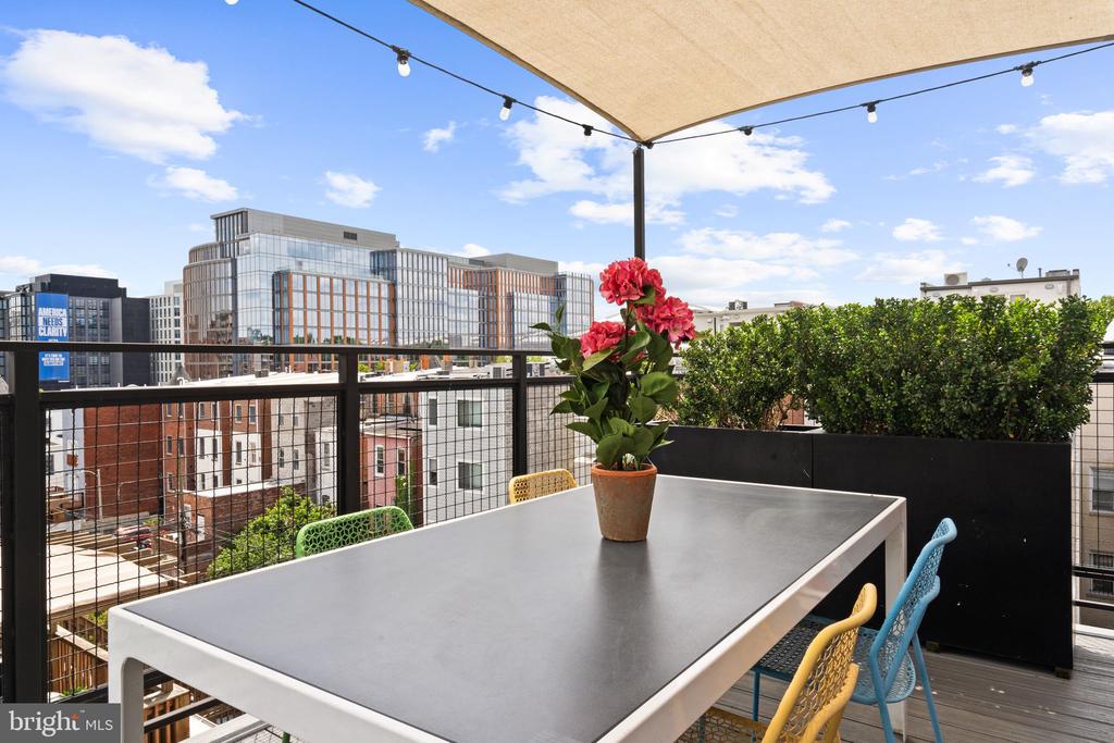 1126 5TH STREET NW Unit: 4