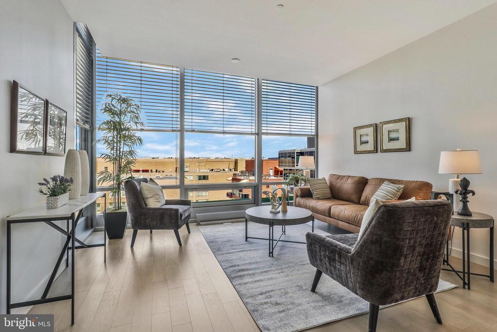 1111 24TH STREET NW Unit: PH107