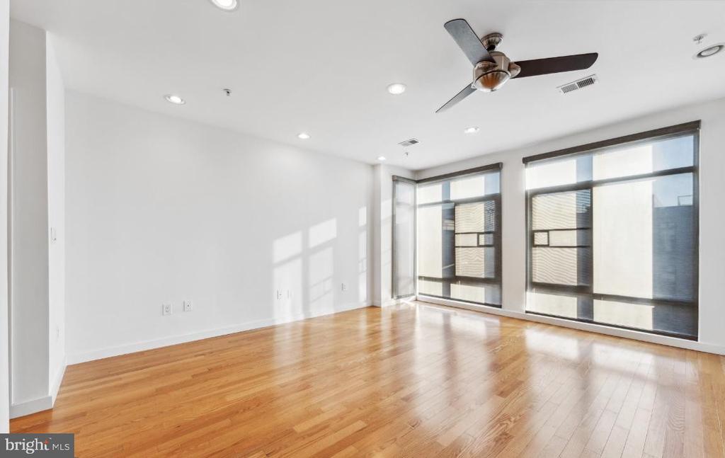 435 R STREET NW Unit: 301