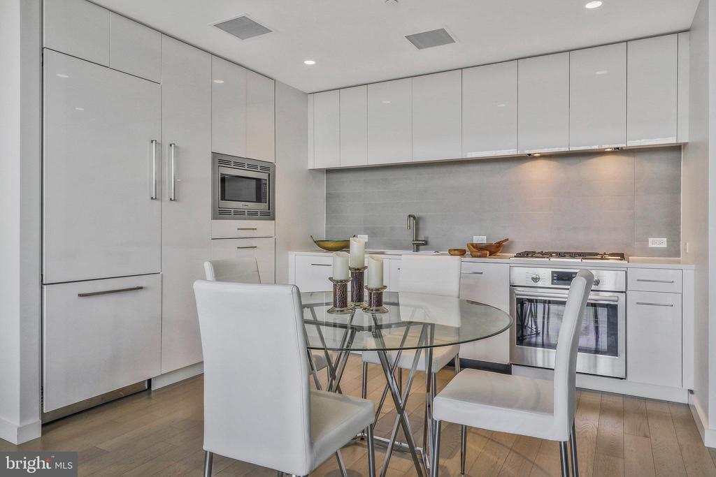 1111 24TH STREET NW Unit: PH107
