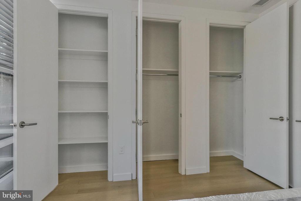 1111 24TH STREET NW Unit: PH107