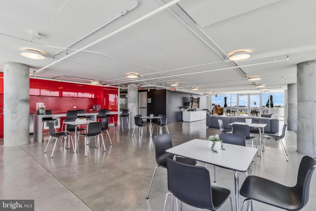 1111 24TH STREET NW Unit: PH107