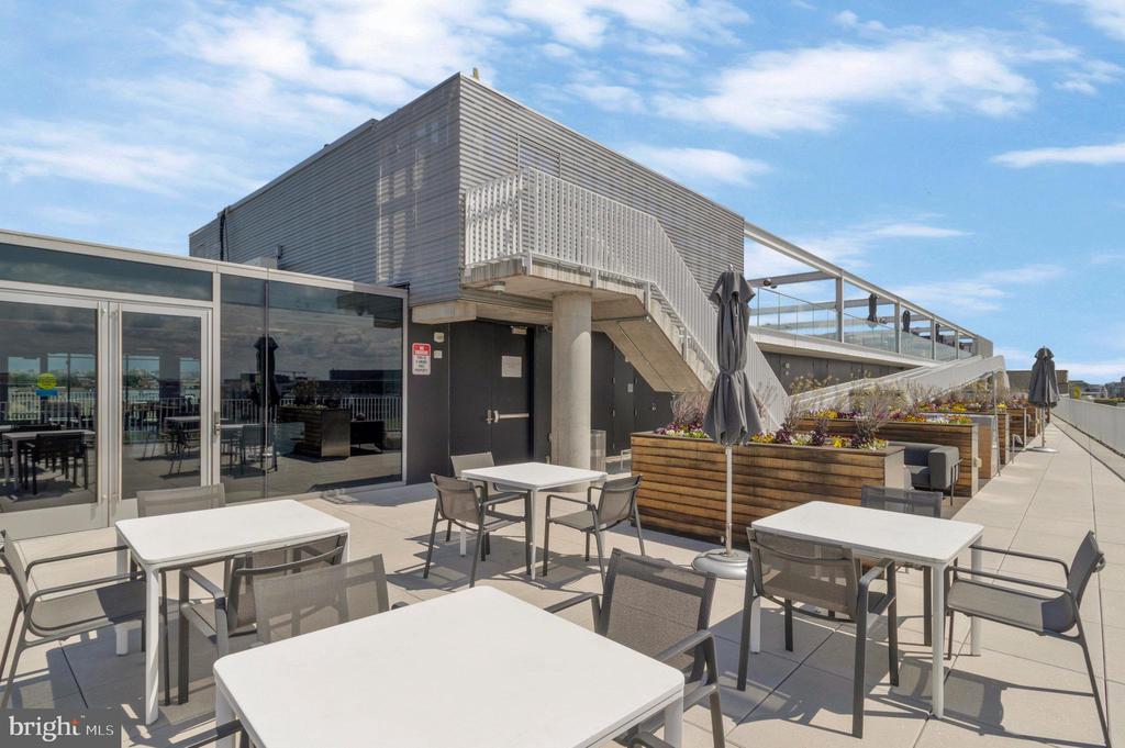 1111 24TH STREET NW Unit: PH107