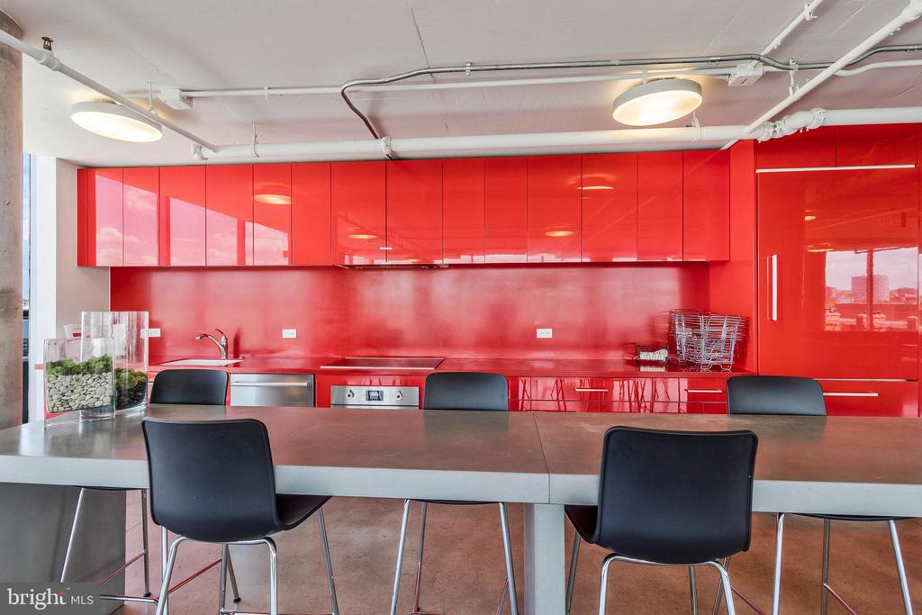 1111 24TH STREET NW Unit: PH107