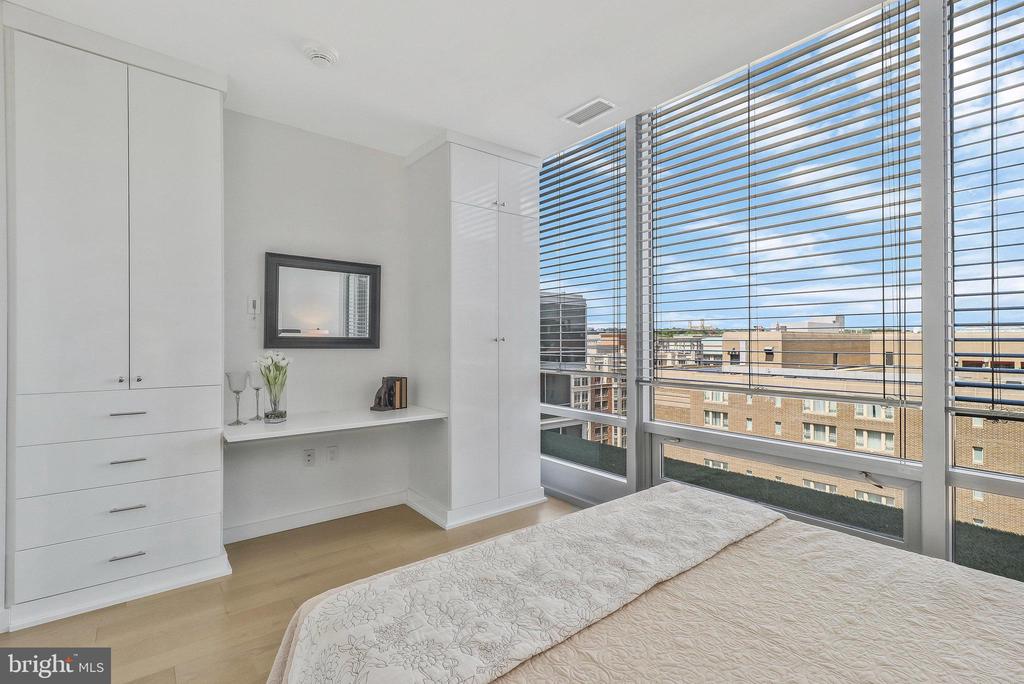 1111 24TH STREET NW Unit: PH107