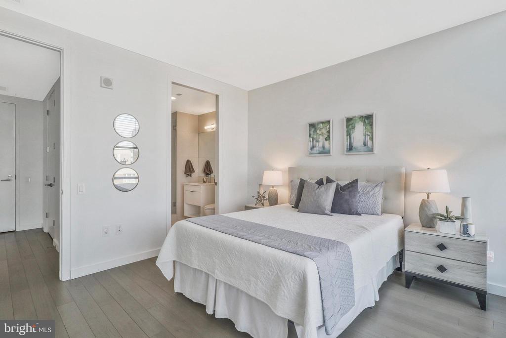 1111 24TH STREET NW Unit: PH107