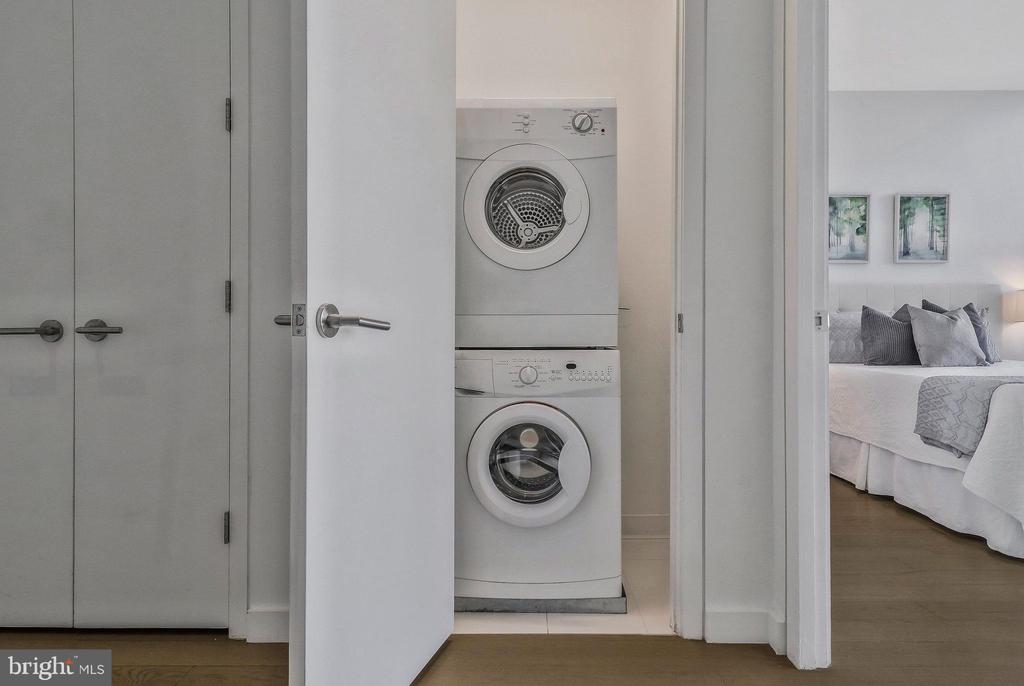 1111 24TH STREET NW Unit: PH107