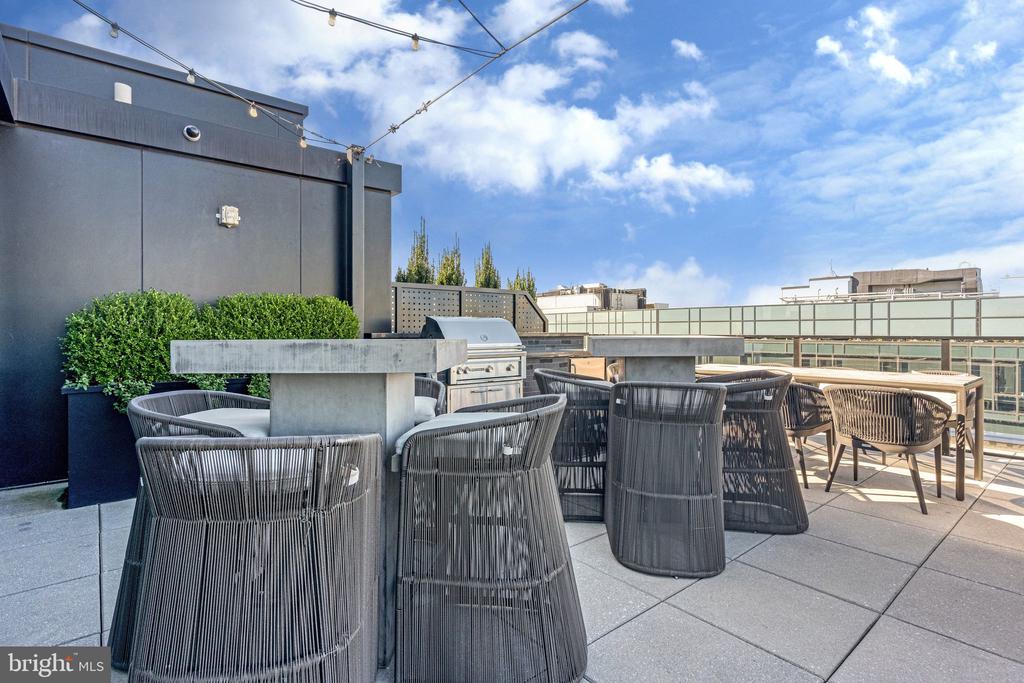 1300 4TH STREET SE Unit: 705