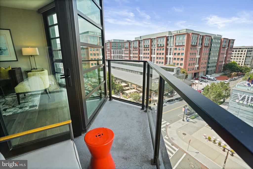 1300 4TH STREET SE Unit: 705