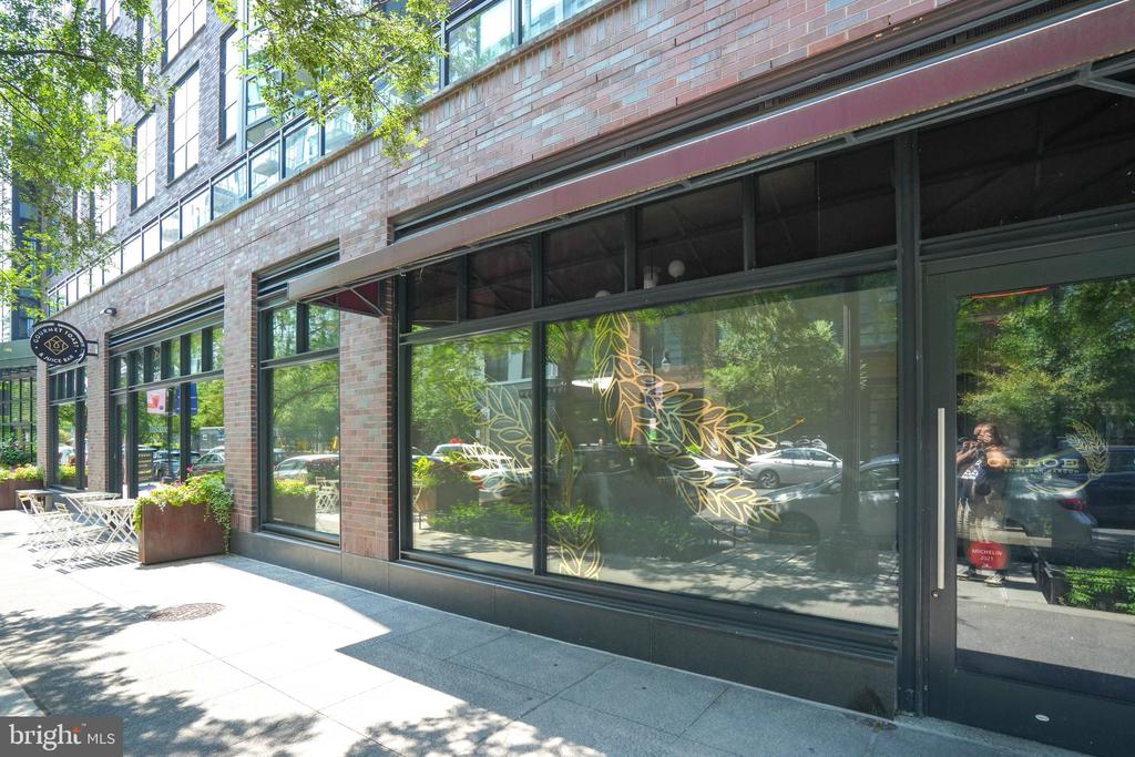 1300 4TH STREET SE Unit: 705