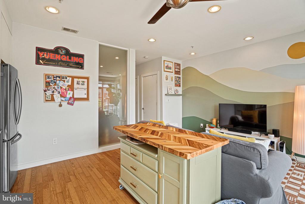 435 R STREET NW Unit: 301WASHINGTON