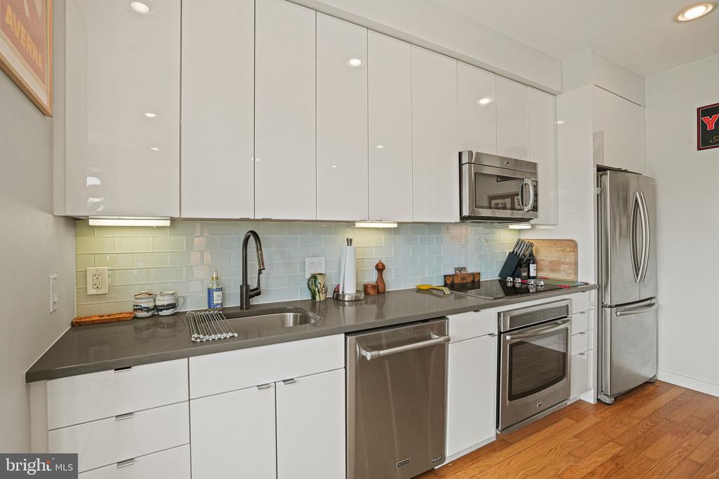435 R STREET NW Unit: 301WASHINGTON