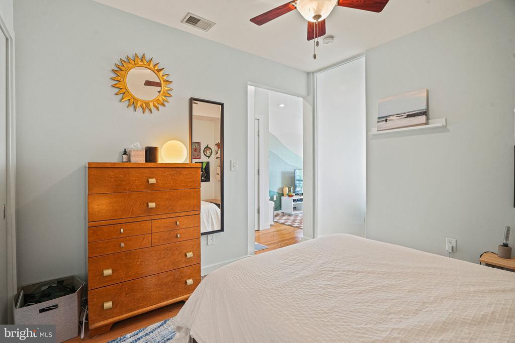 435 R STREET NW Unit: 301WASHINGTON