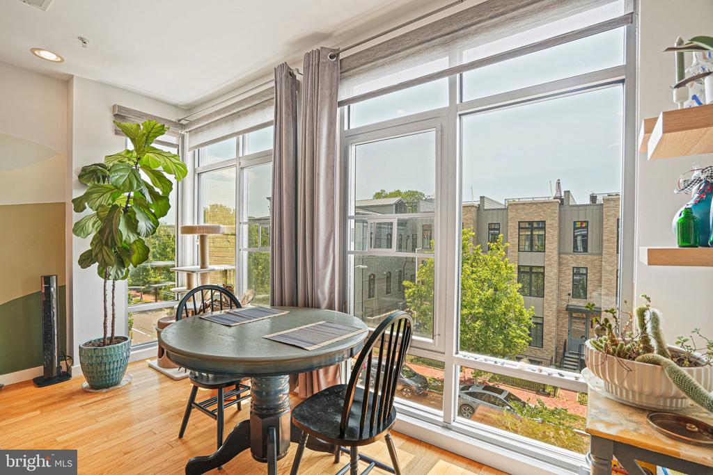 435 R STREET NW Unit: 301WASHINGTON
