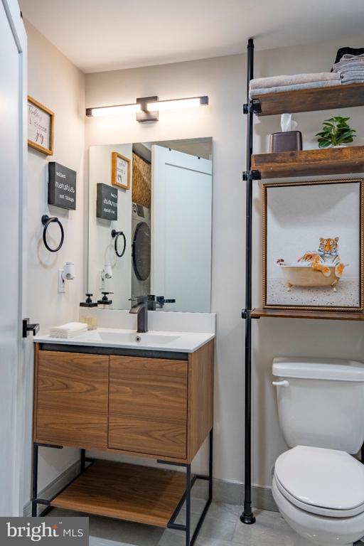 919 12TH STREET NE Unit: 305